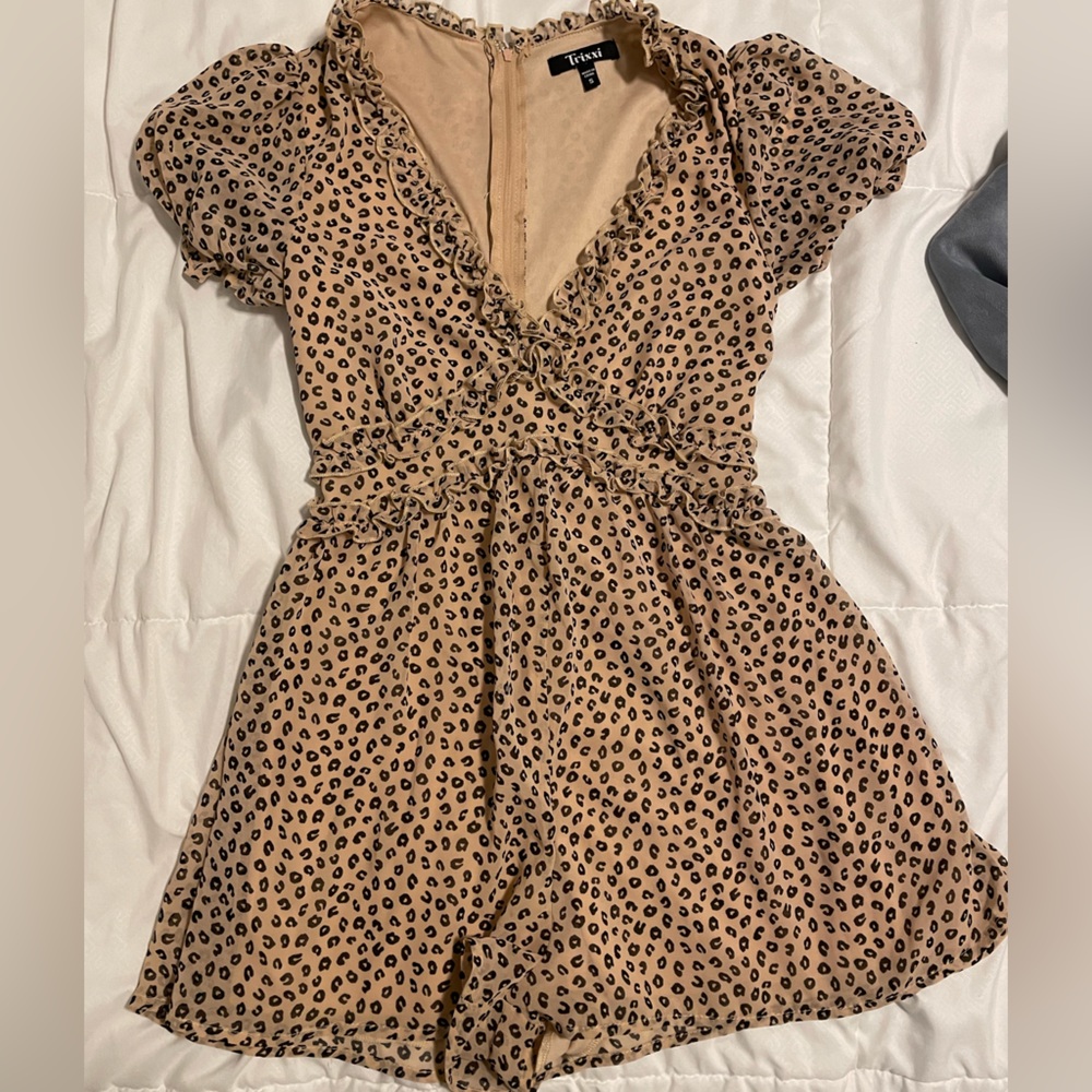 Trixxi Cheetah print romper, Small